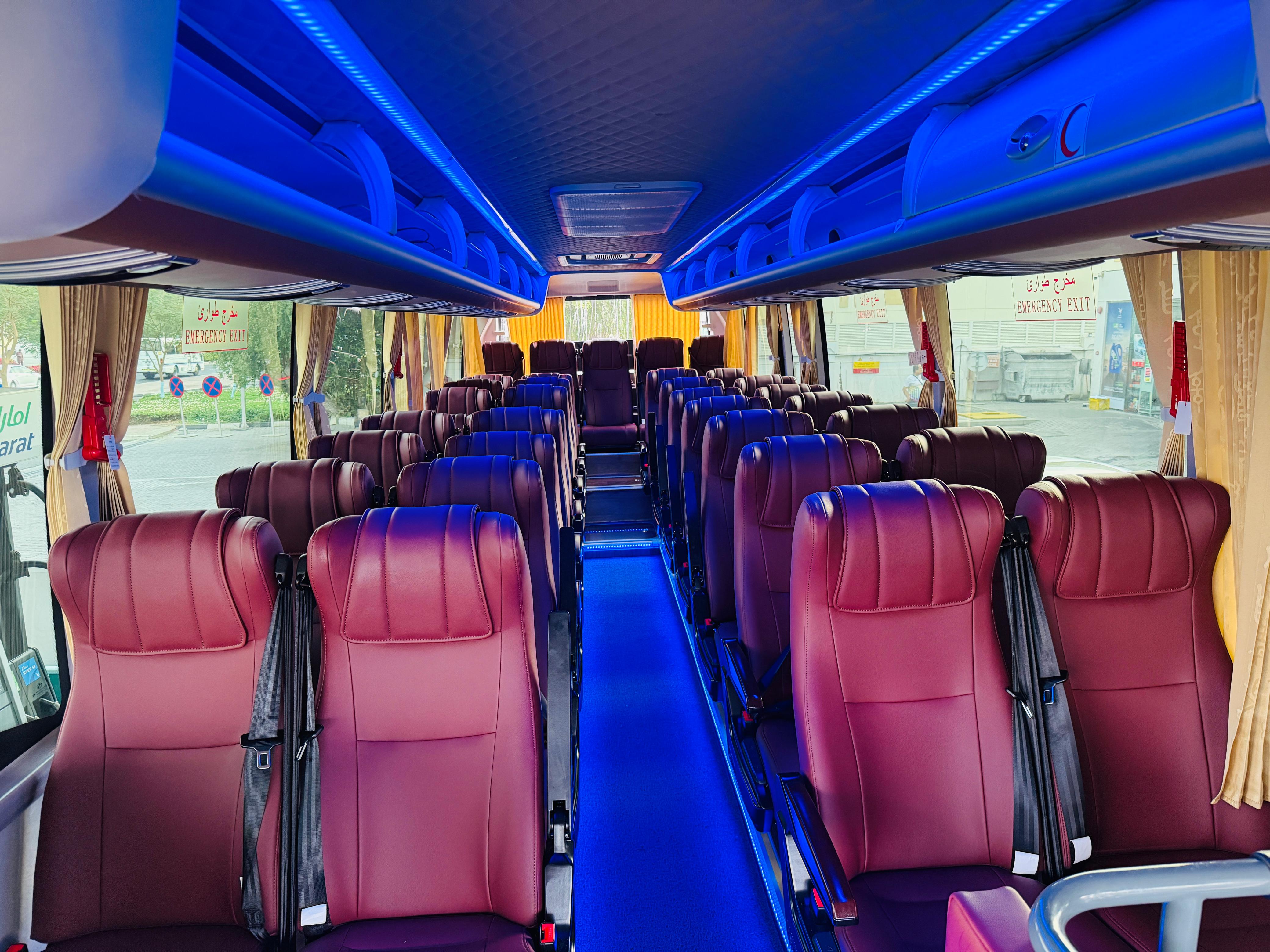 TOURING COACH